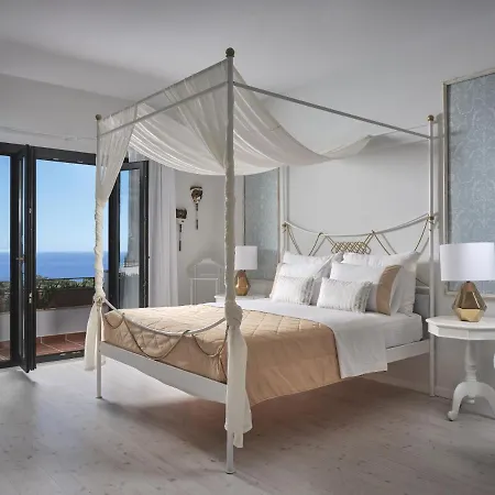 Vilă Bozonos • Classy Escape With Heated Pool