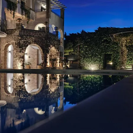 Bozonos • Classy Escape With Heated Pool *